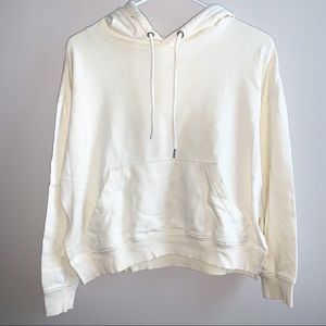 White/yellow crop sweatshirt 🌼🌝💛